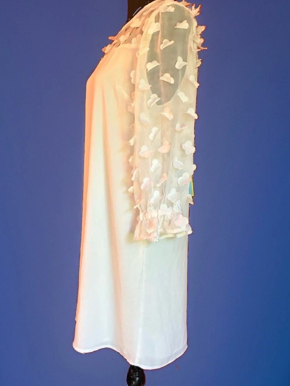 CeCe NWT Ivory Sheer Floral-Appliqué Long Sleeve Shift Dress, Size M - Picture 4 of 15